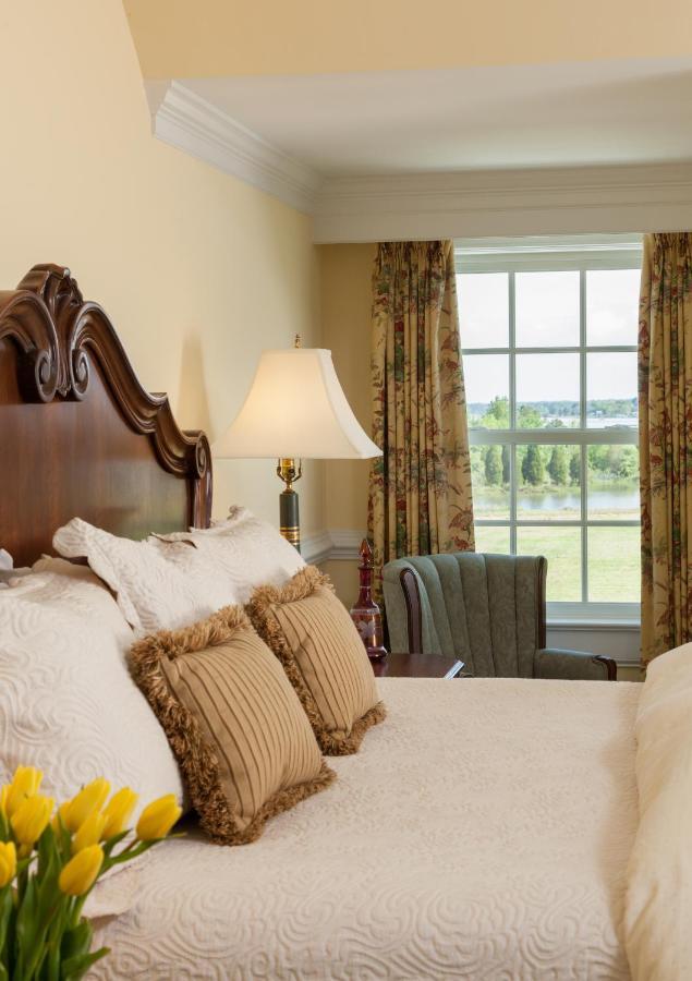 Inn At Warner Hall Gloucester Стая снимка